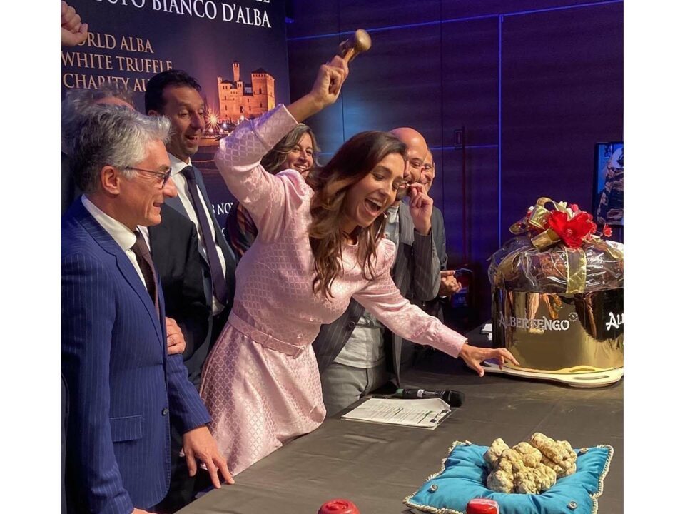 Asta mondiale del tartufo d'Alba 2023