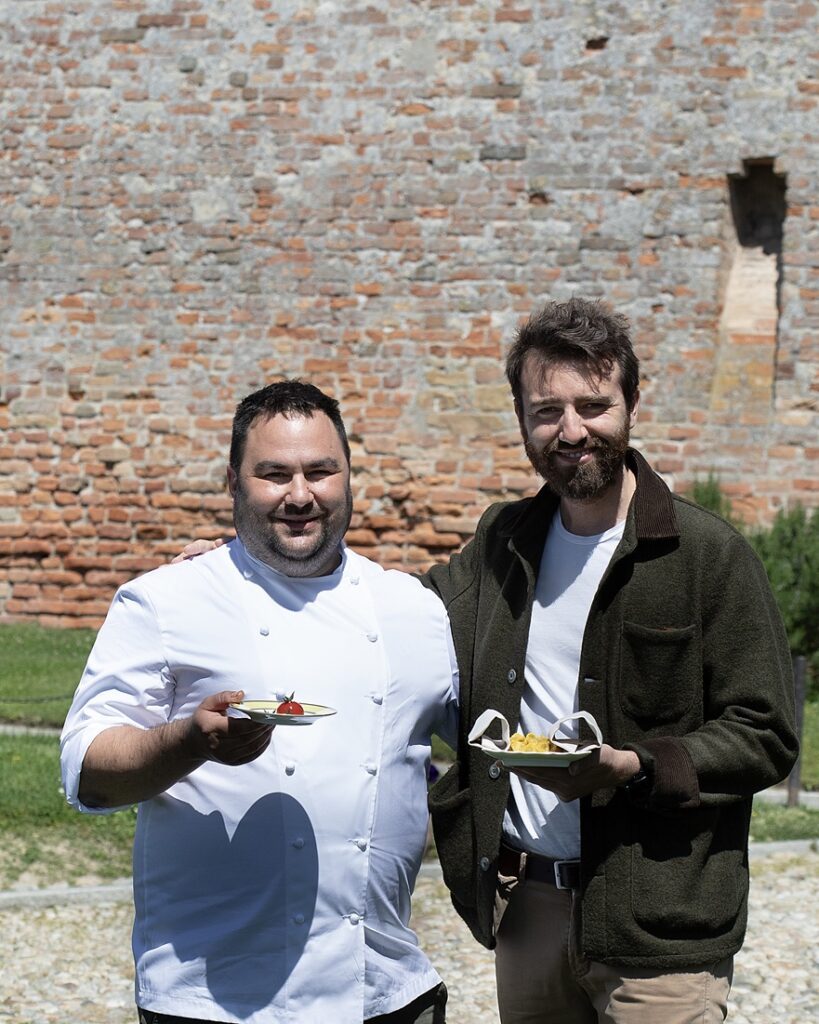 Nel mese di luglio, tre appuntamenti nel parco del Castello di Grinzane Cavour: un viaggio tra sapori, parole e memoria contadina 
con Paolo Tibaldi e Alessandro Mecca
